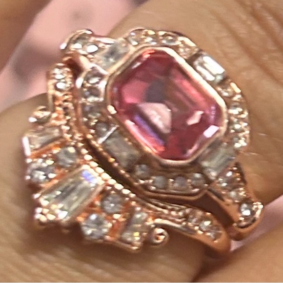 GORGEOUS! Rose Gold Platted Pink Ring Band Set Art Deco Regency Coquette - Picture 3 of 3
